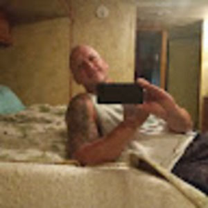 Meet your Posher, Adam